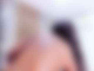 Laura Saenz's Live Sex Cam Show