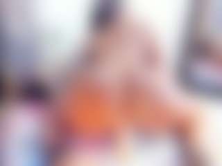 Laura Saenz's Live Sex Cam Show