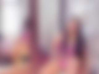 Laura Saenz's Live Sex Cam Show