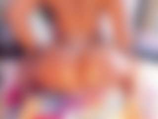 Laura Saenz's Live Sex Cam Show