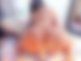 Laura Saenz's Live Sex Cam Show