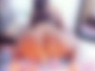 Laura Saenz's Live Sex Cam Show