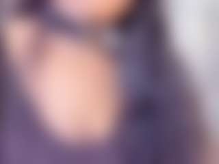 Laura Saenz's Live Sex Cam Show
