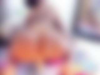 Laura Saenz's Live Sex Cam Show