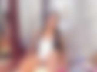 Laura Saenz's Live Sex Cam Show