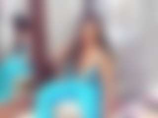 Laura Saenz's Live Sex Cam Show