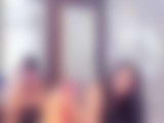 Laura Saenz's Live Sex Cam Show