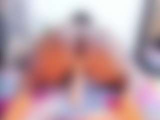 Laura Saenz's Live Sex Cam Show