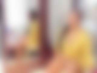 Laura Saenz's Live Sex Cam Show