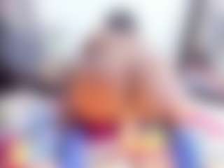 Laura Saenz's Live Sex Cam Show