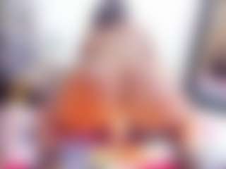 Laura Saenz's Live Sex Cam Show