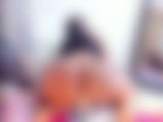 Laura Saenz's Live Sex Cam Show