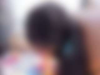Laura Saenz's Live Sex Cam Show