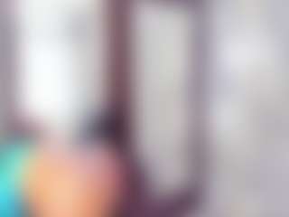 Laura Saenz's Live Sex Cam Show