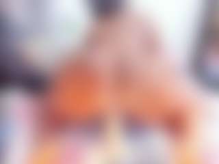 Laura Saenz's Live Sex Cam Show