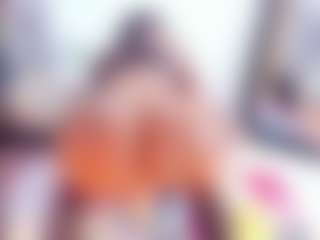 Laura Saenz's Live Sex Cam Show