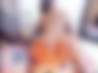Laura Saenz's Live Sex Cam Show