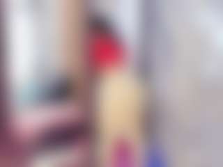 Laura Saenz's Live Sex Cam Show