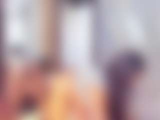 Laura Saenz's Live Sex Cam Show