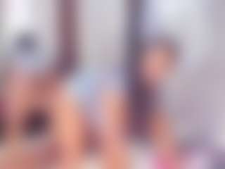 Laura Saenz's Live Sex Cam Show