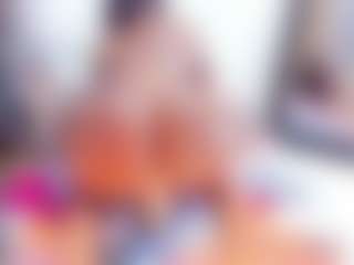 Laura Saenz's Live Sex Cam Show