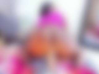 Laura Saenz's Live Sex Cam Show