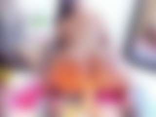 Laura Saenz's Live Sex Cam Show