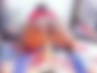 Laura Saenz's Live Sex Cam Show