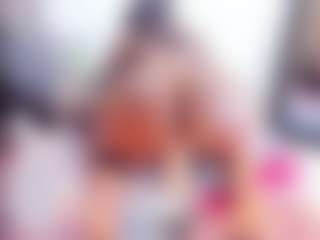Laura Saenz's Live Sex Cam Show