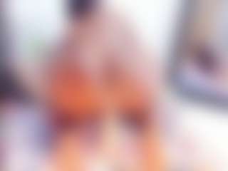 Laura Saenz's Live Sex Cam Show