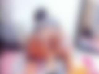 Laura Saenz's Live Sex Cam Show