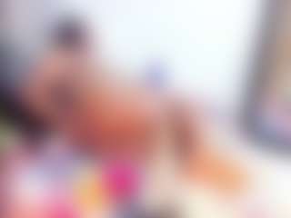 Laura Saenz's Live Sex Cam Show