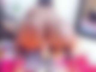 Laura Saenz's Live Sex Cam Show
