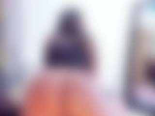 Laura Saenz's Live Sex Cam Show