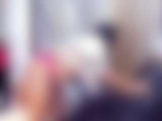 Laura Saenz's Live Sex Cam Show