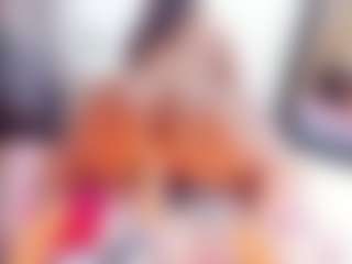 Laura Saenz's Live Sex Cam Show