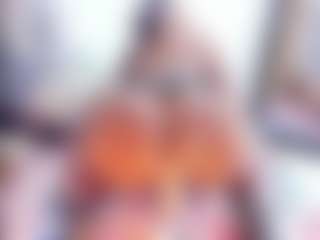 Laura Saenz's Live Sex Cam Show