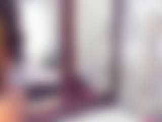 Laura Saenz's Live Sex Cam Show