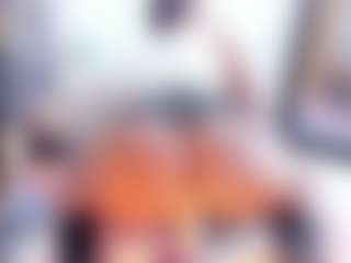 Laura Saenz's Live Sex Cam Show