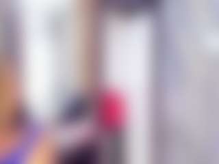 Laura Saenz's Live Sex Cam Show