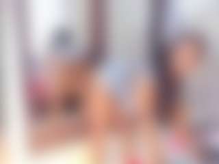 Laura Saenz's Live Sex Cam Show