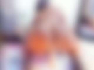 Laura Saenz's Live Sex Cam Show