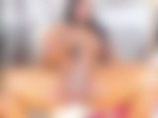 Laura Saenz's Live Sex Cam Show