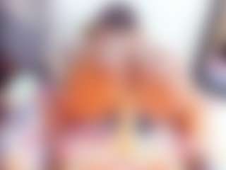 Laura Saenz's Live Sex Cam Show