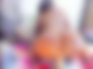 Laura Saenz's Live Sex Cam Show