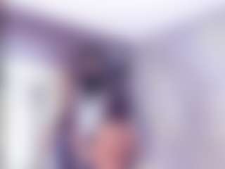 Laura Saenz's Live Sex Cam Show