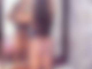 Laura Saenz's Live Sex Cam Show