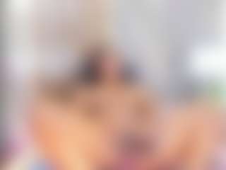 Laura Saenz's Live Sex Cam Show
