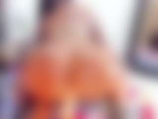 Laura Saenz's Live Sex Cam Show