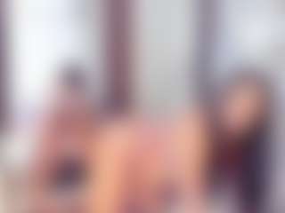 Laura Saenz's Live Sex Cam Show